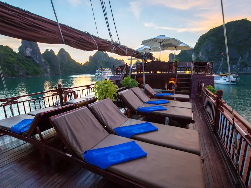 les 10 meilleures croisières dans la baie de bai tu long, croisière en jonque dragon pearl