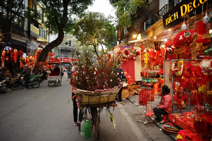 Tet Trung Thu Hanoi Vietnam