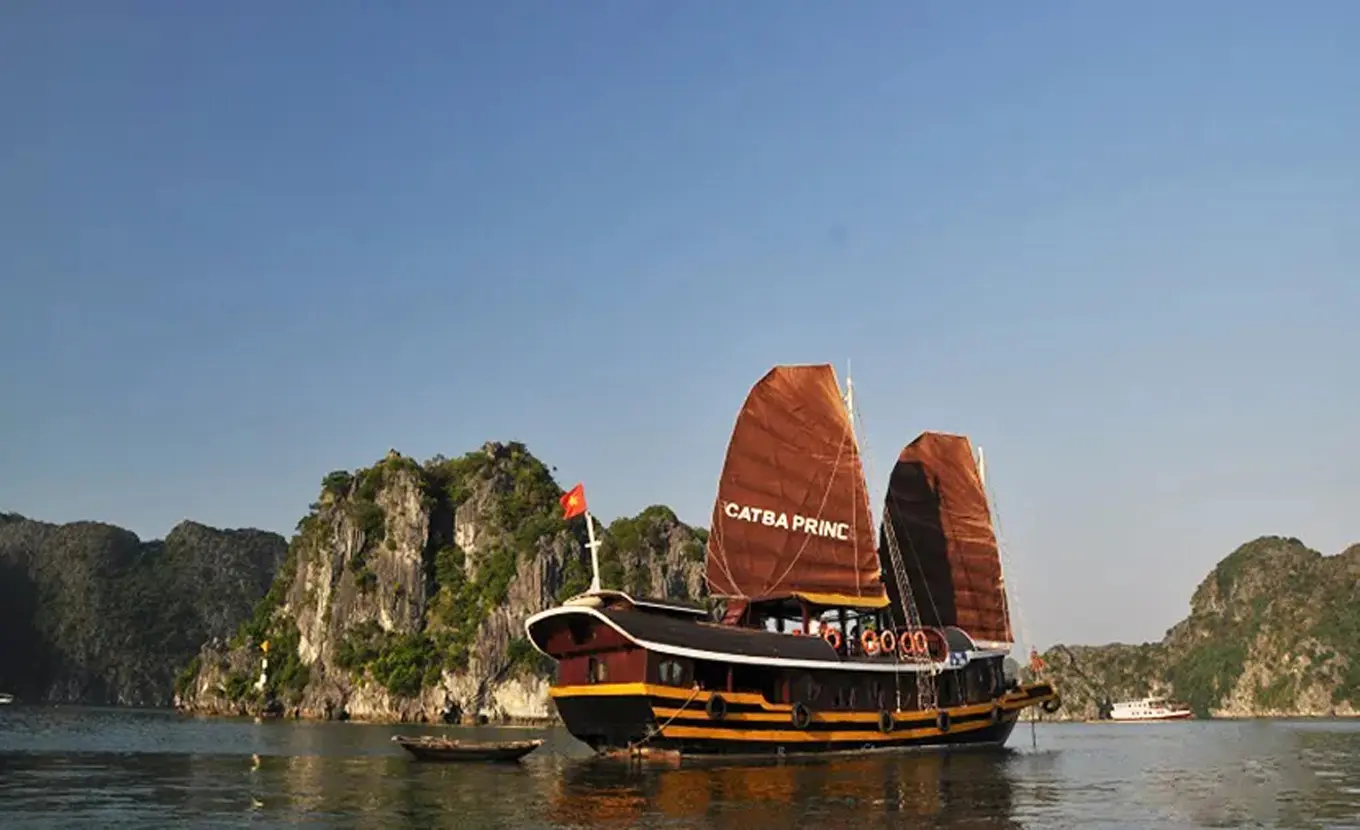 Cat Ba Prince - Junco Privado - Cat Ba - Bahía Lan Ha 3 Días 2 Noches